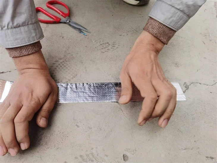 Roof Self Adhesive Butyl Sealing Tape Aluminum Flashing Tape